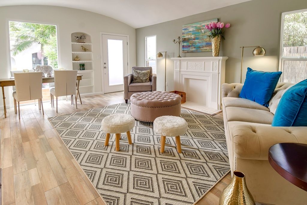 Photo of Livingroom in Melrose
