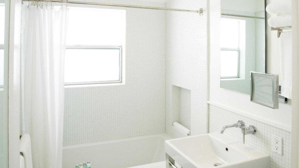 Photo of Bathroom in Marina Peninsula
