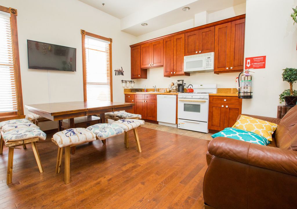 Photo of Livingroom in Downtown San Diego