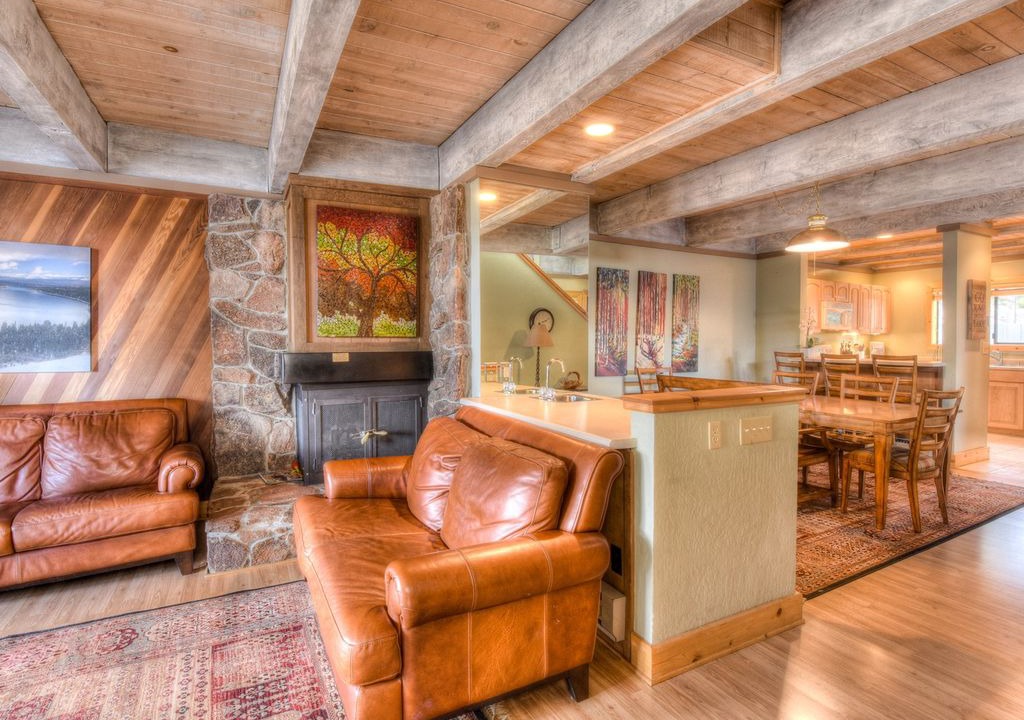 Photo of Livingroom in Brockway