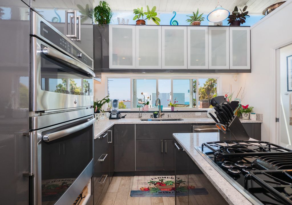 Photo of Kitchen in Marina Peninsula