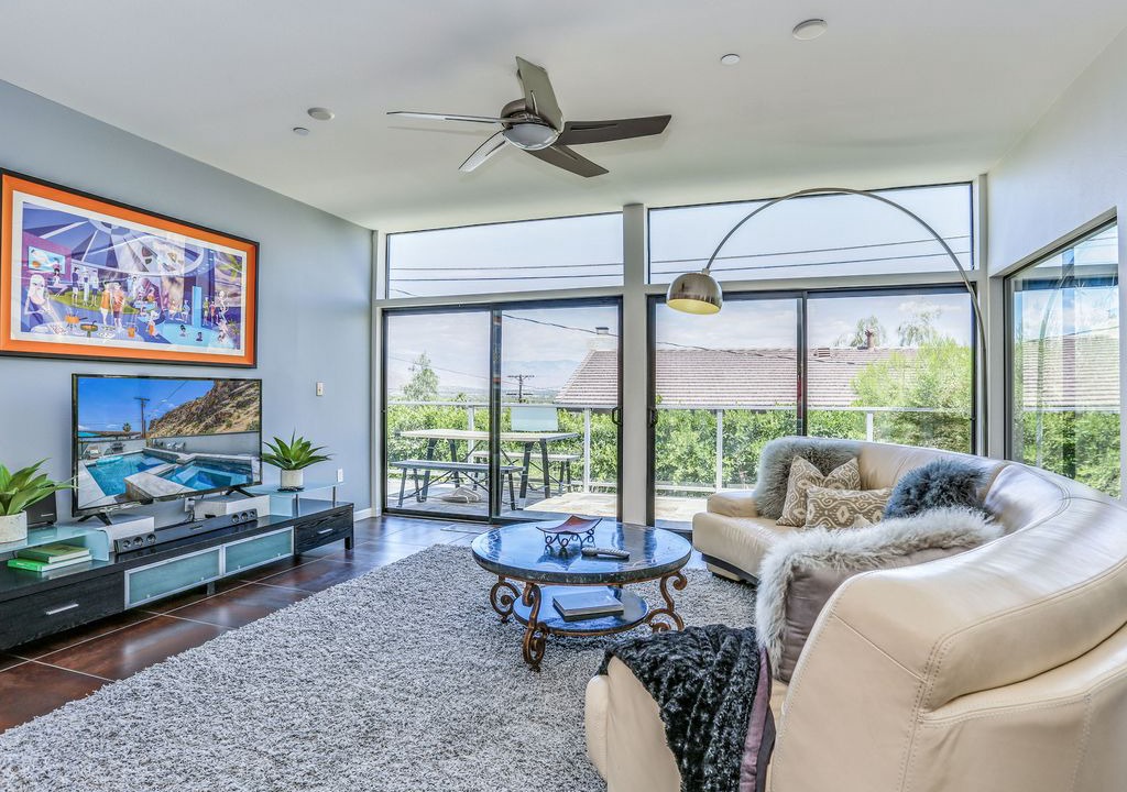 Photo of Livingroom in Araby Cove