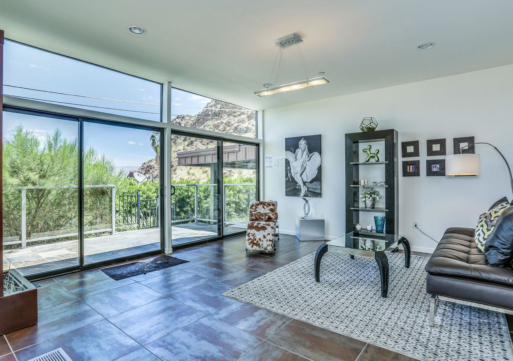 Photo of Livingroom in Araby Cove