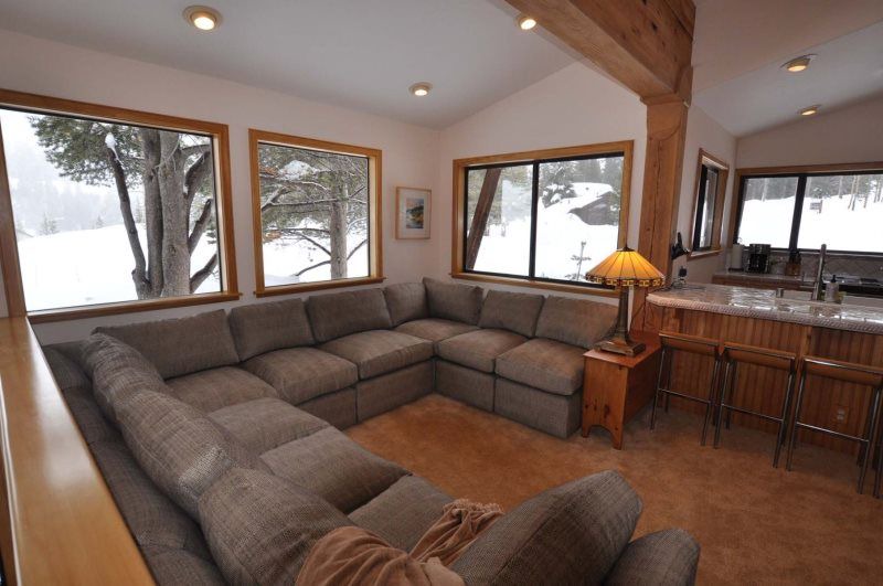 Photo of Livingroom in West Meadows
