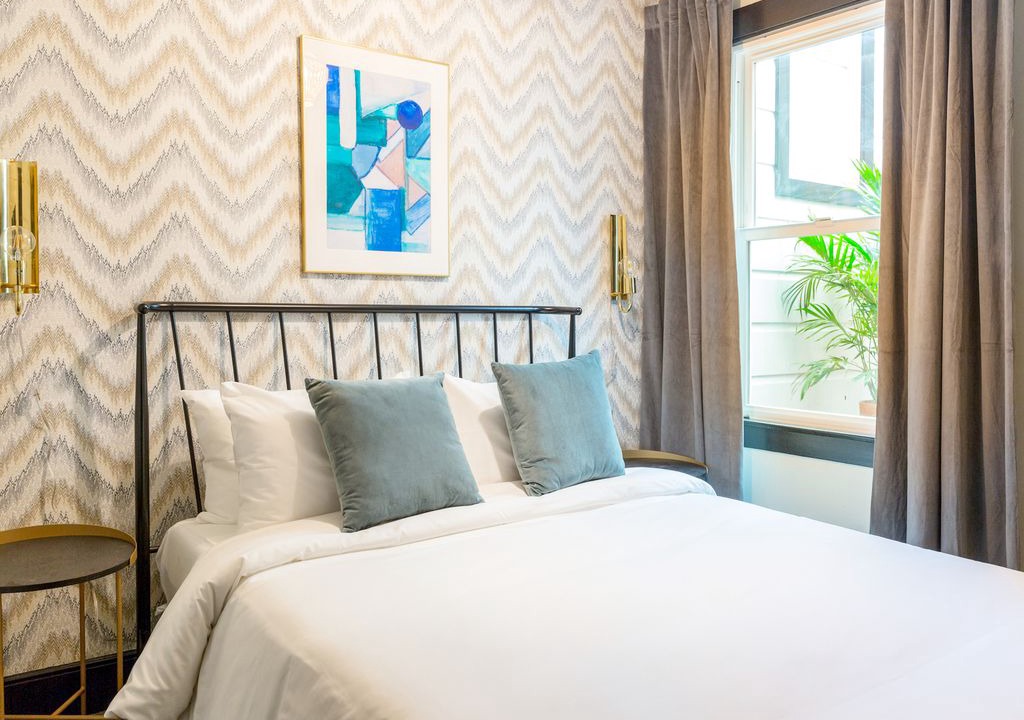 Photo of Bedroom in Hayes Valley
