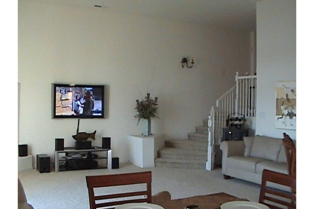 Photo of Livingroom in Sparks