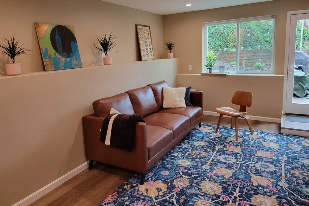 Photo of Livingroom in Clarendon Heights
