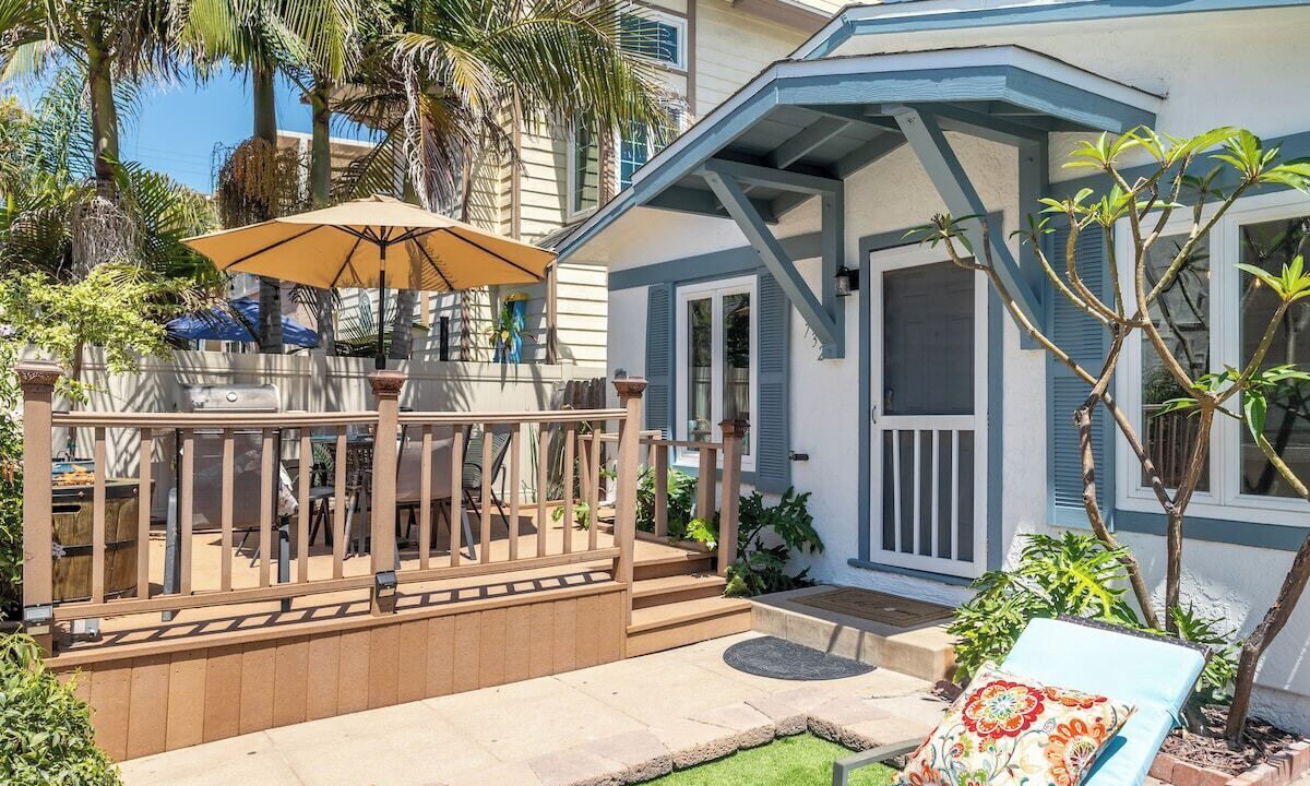 Photo of Patio Balcony in Mission Beach