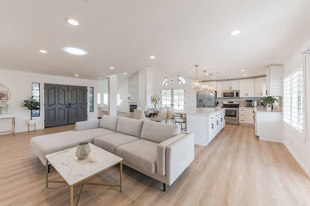 Photo of Livingroom in Rancho Bernardo