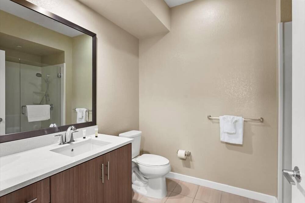 Photo of Bathroom in Mountain View