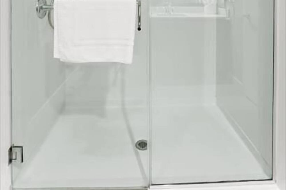 Photo of Bathroom in Mountain View
