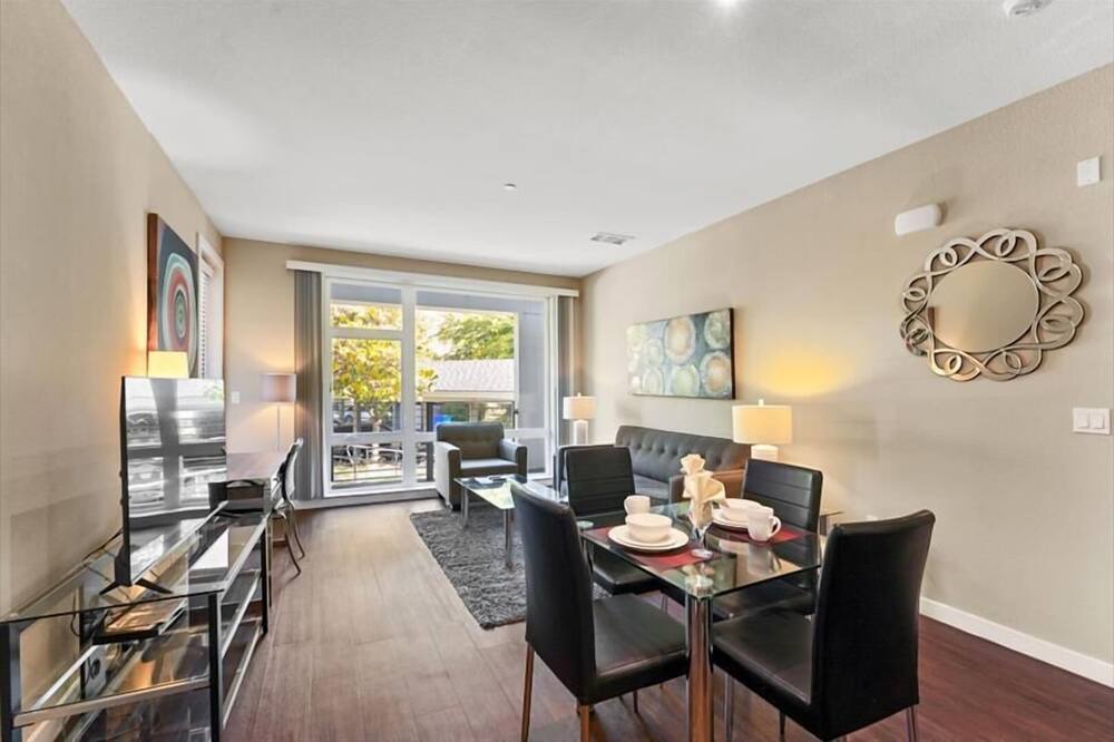 Photo of Bedroom in Mountain View