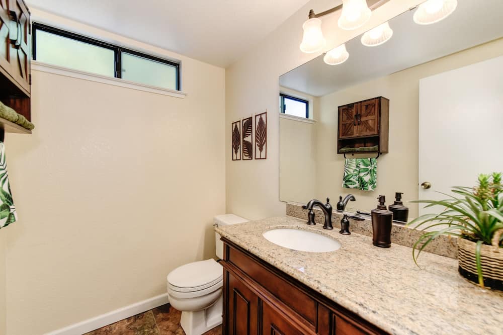 Photo of Bathroom in Orangevale