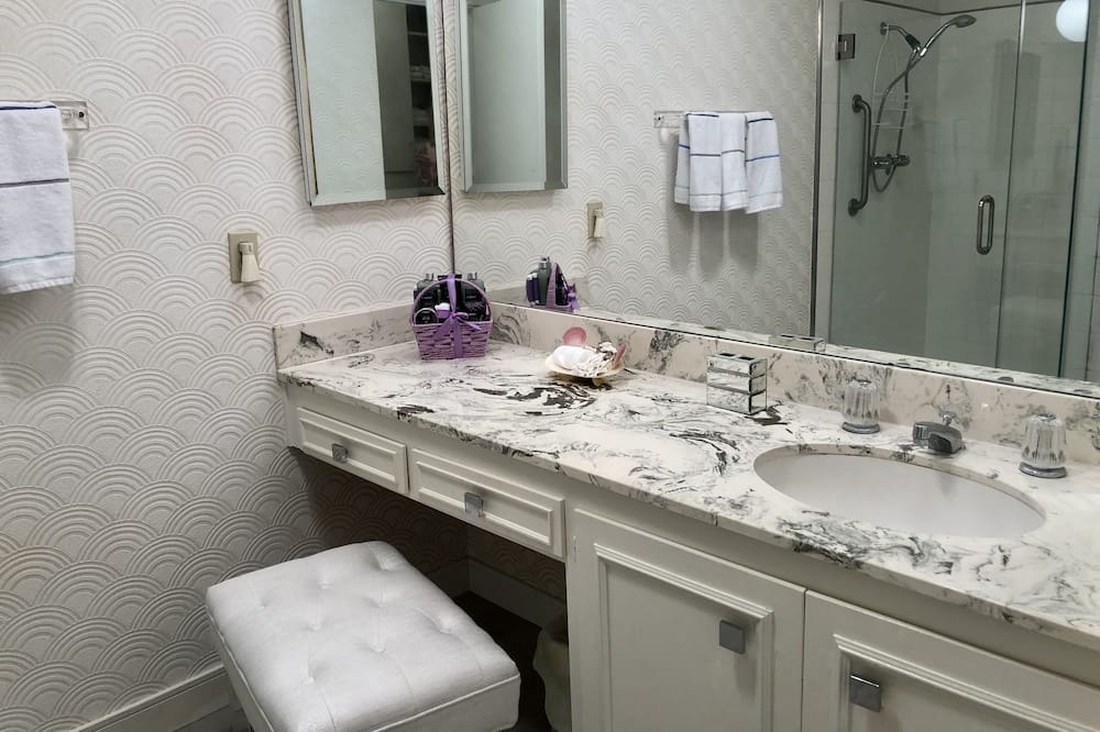 Photo of Bathroom in Rancho Palos Verdes