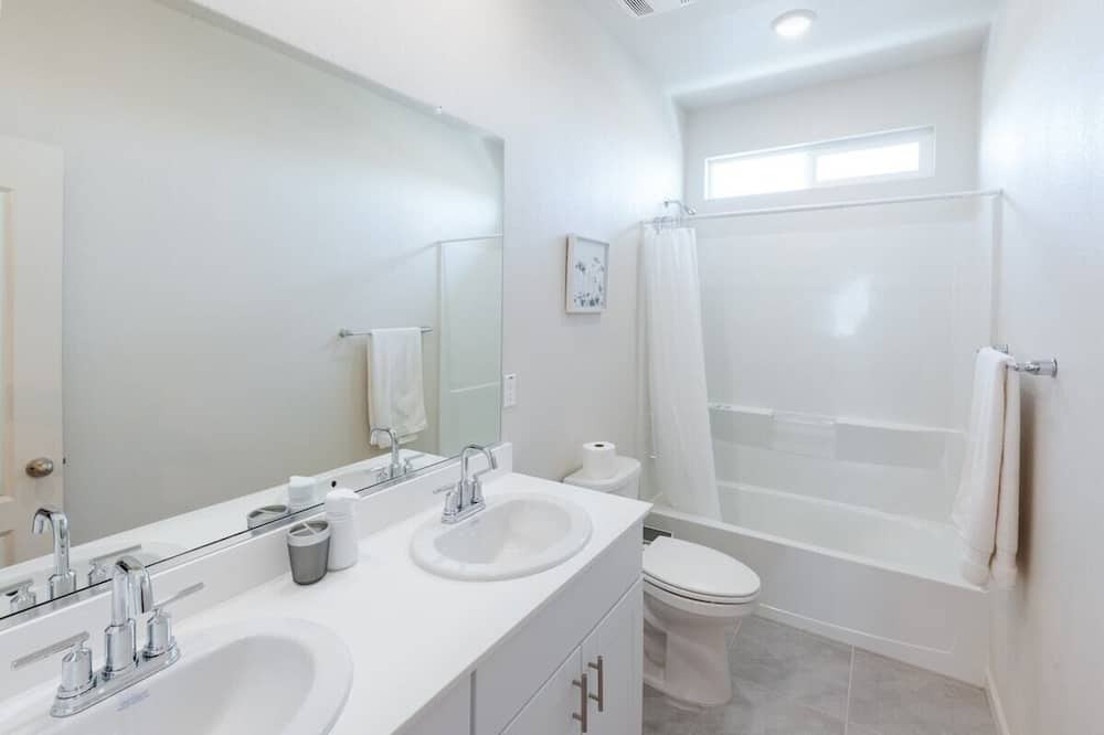 Photo of Bathroom in Pleasant Grove
