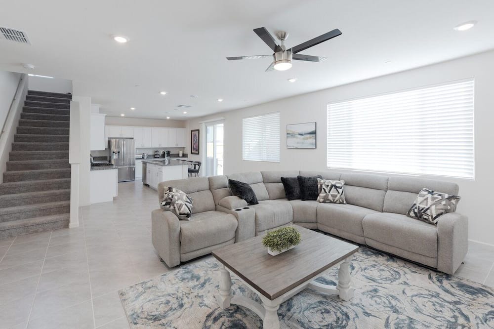 Photo of Livingroom in Pleasant Grove