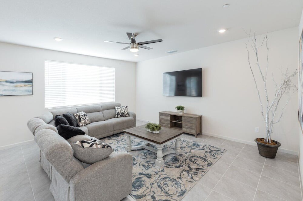 Photo of Livingroom in Pleasant Grove