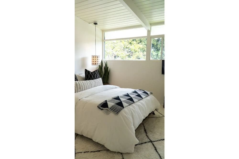 Photo of Bedroom in Old Town
