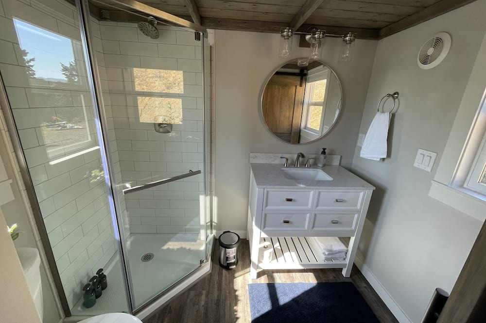 Photo of Bathroom in McKinleyville