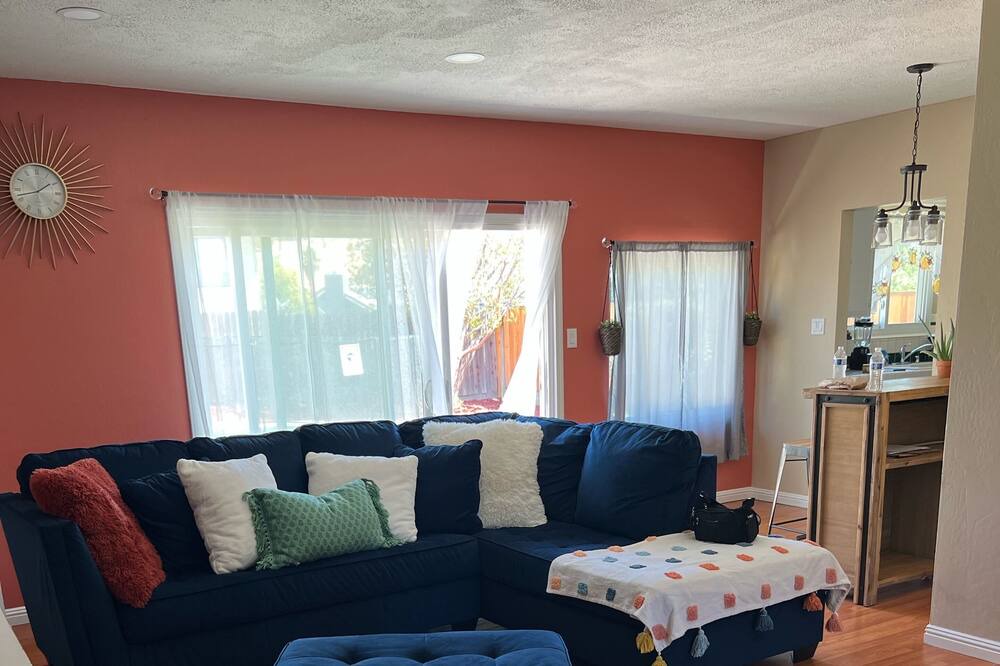 Photo of Livingroom in Antioch