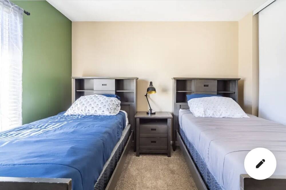 Photo of Bedroom in Antioch