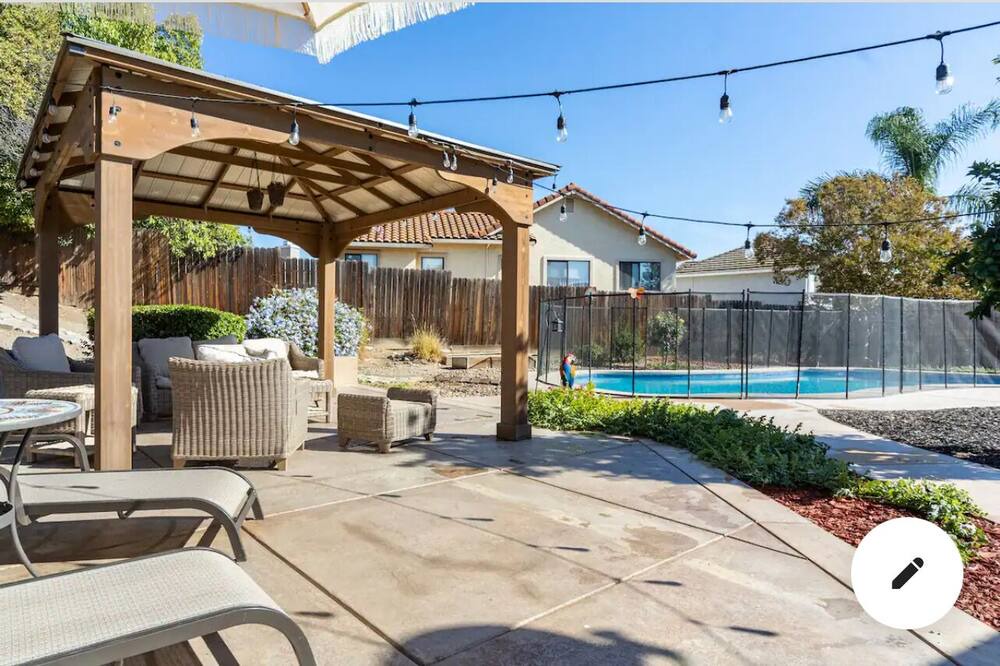 Photo of Outdoor in Antioch