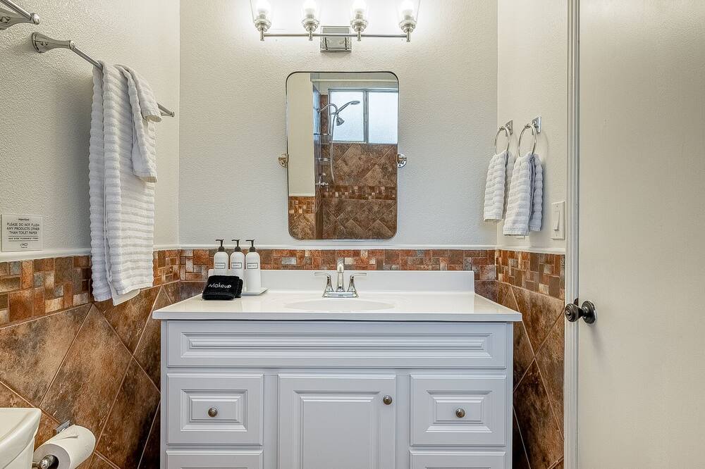 Photo of Bathroom in Yuma