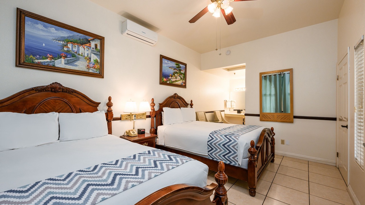 Photo of Bedroom in Avalon