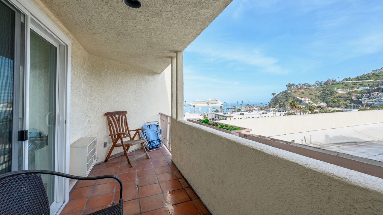 Photo of Patio Balcony in Avalon