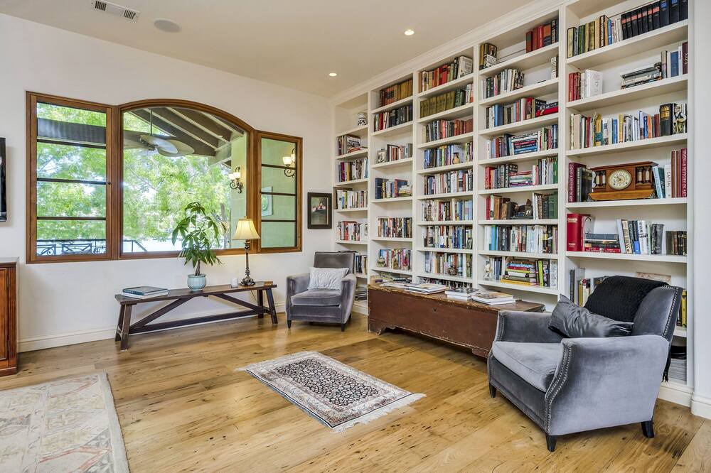 Photo of Livingroom in Napa