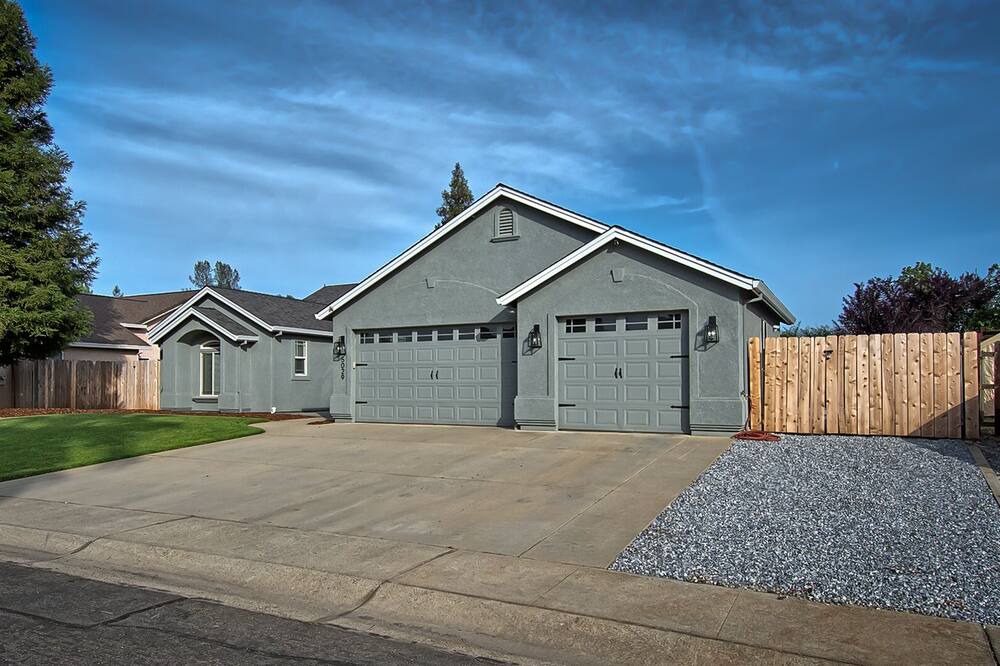 Photo of Outdoor in Pacheco