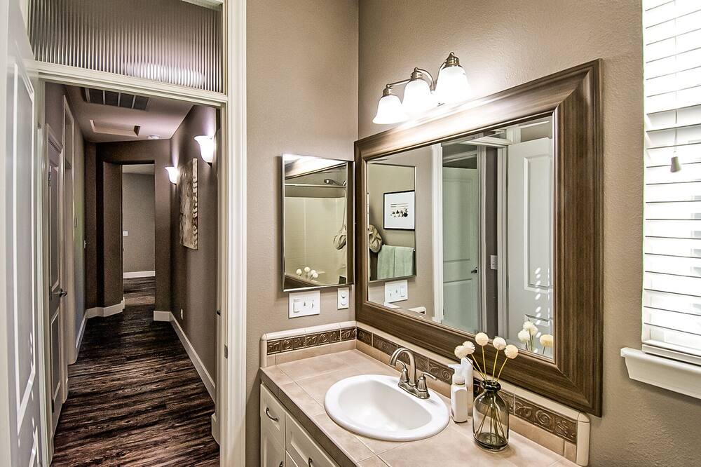 Photo of Bathroom in Pacheco