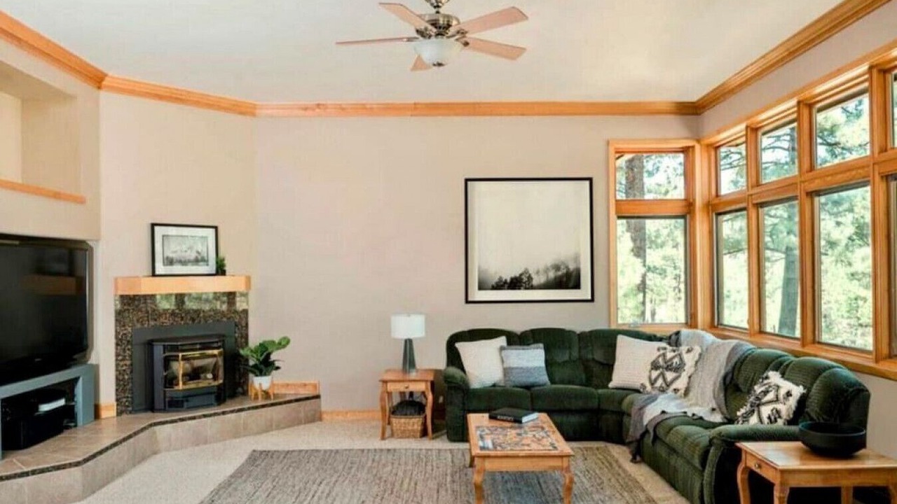 Photo of Livingroom in Gold Mountain