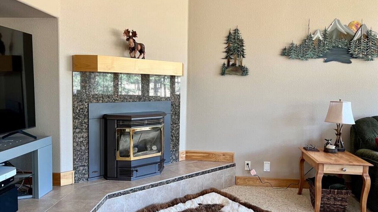 Photo of Livingroom in Gold Mountain
