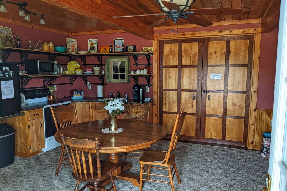 Photo of Kitchen in Glenn County