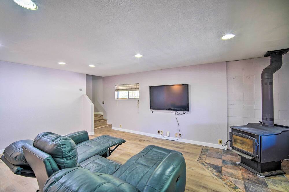 Photo of Livingroom in Wrightwood