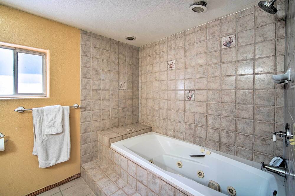 Photo of Bathroom in Wrightwood