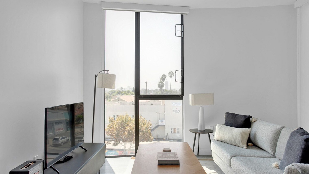 Photo of Livingroom in Melrose