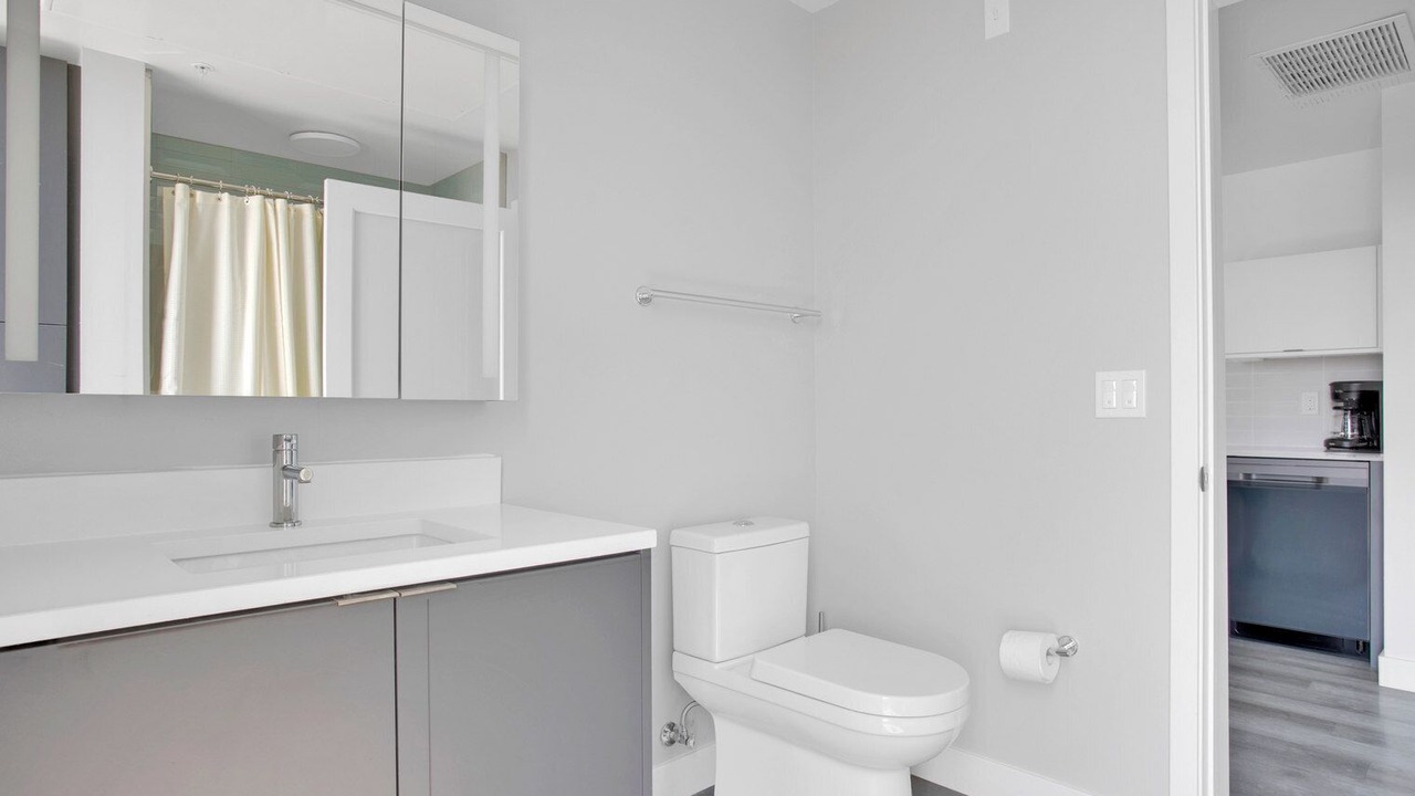 Photo of Bathroom in Melrose