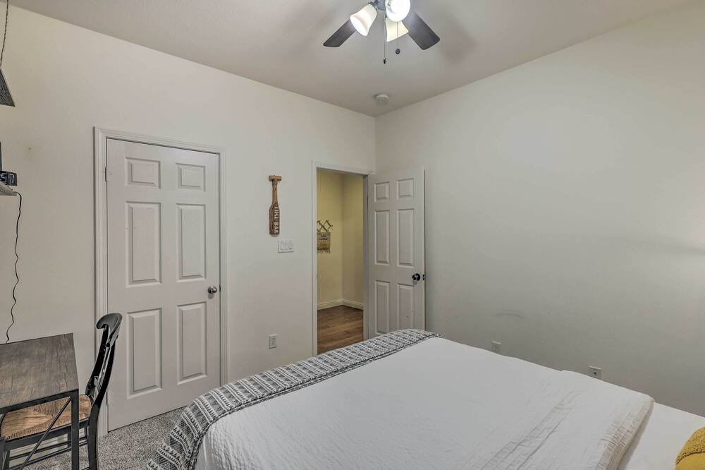 Photo of Bedroom in Greenacres