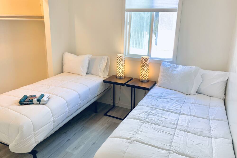 Photo of Bedroom in Sunset Beach