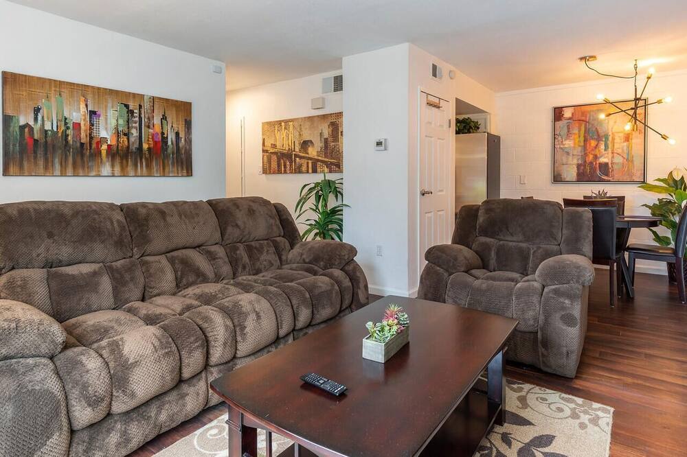 Photo of Livingroom in Northeast Reno
