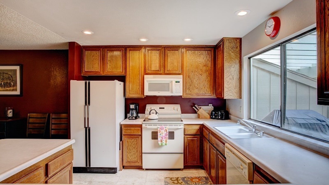 Photo of Kitchen in Plumas Eureka Estates