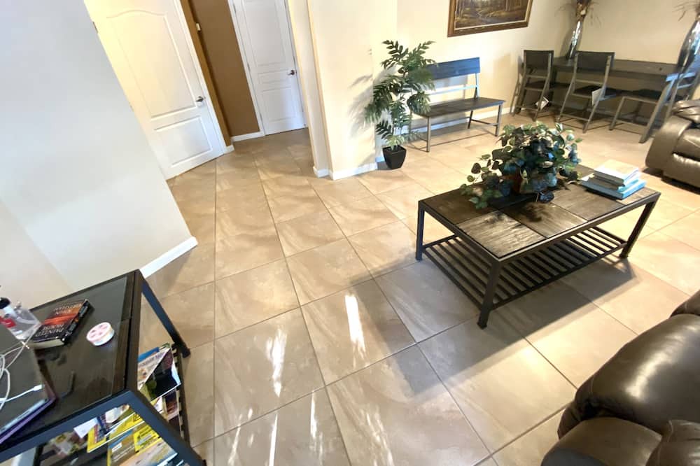 Photo of Livingroom in Citrus Heights