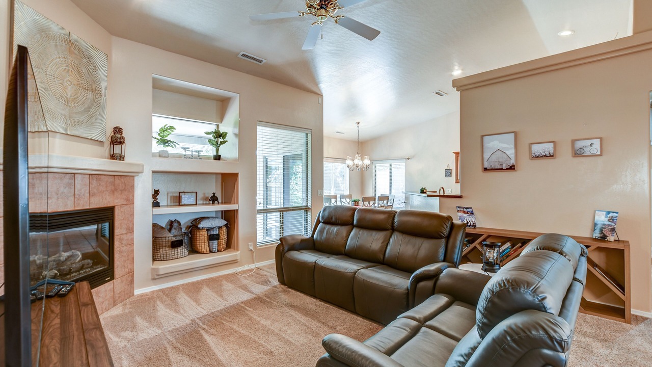 Photo of Livingroom in Granville