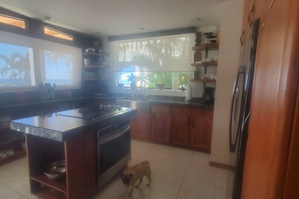 Photo of Kitchen in Bouvet Island