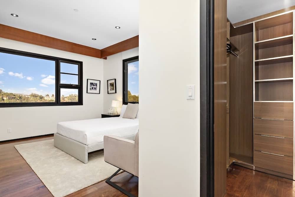 Photo of Bedroom in The Flats