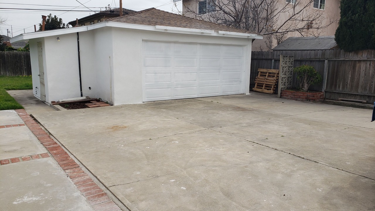 Photo of Outdoor in Midway City