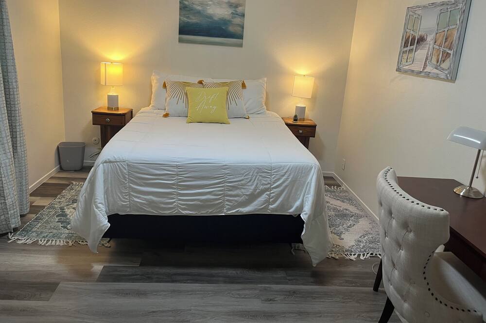 Photo of Bedroom in Lemoore