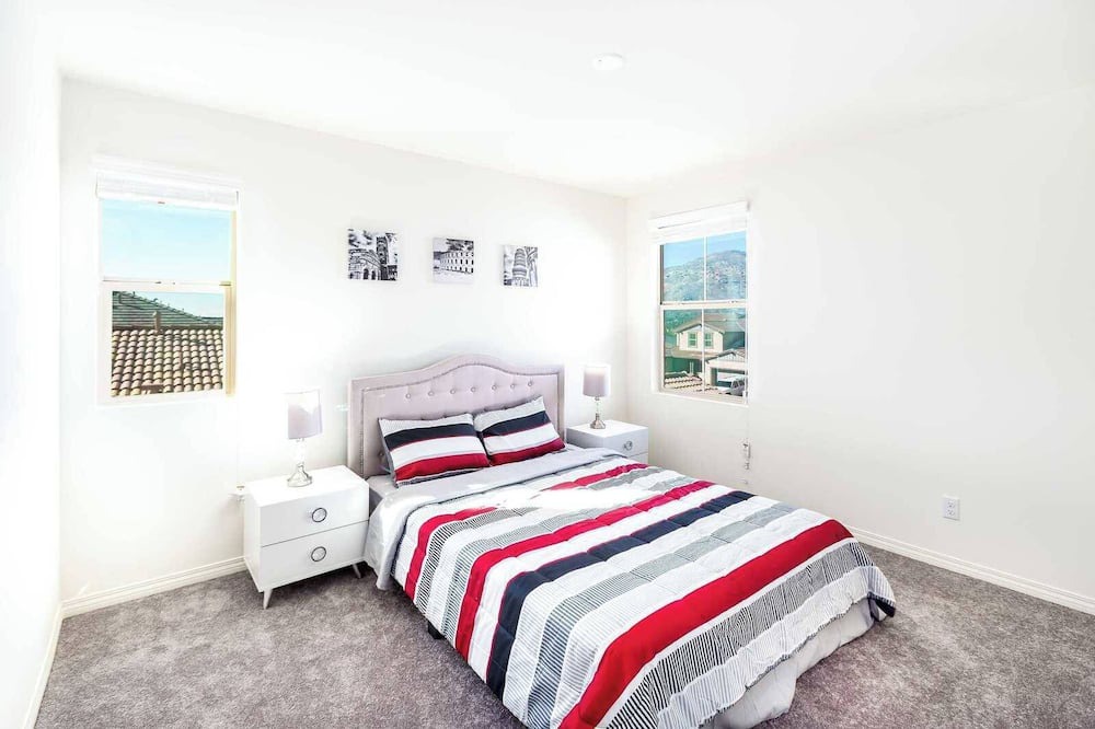 Photo of Bedroom in Jurupa Valley